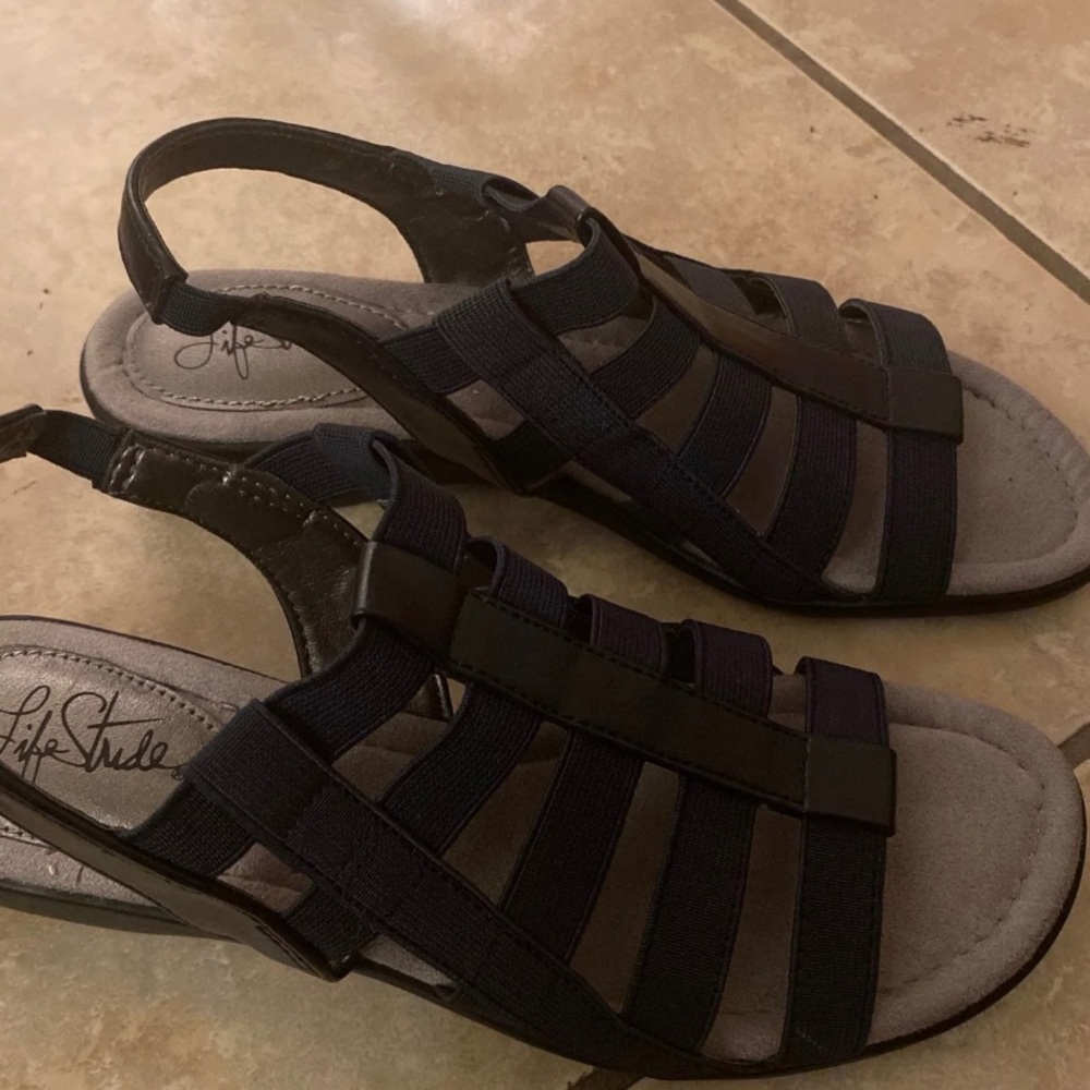 Life stride shoes